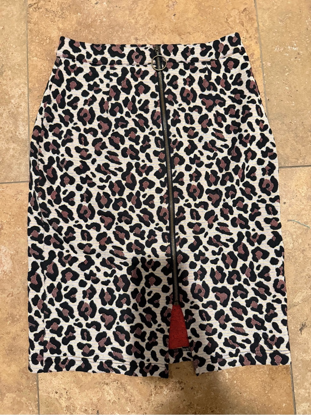 Anthropologie Leopard-Print Pencil Skirt in Pink and Black - Picture 4 of 5